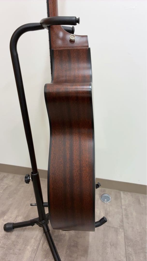 Taylor314ce V-class 弦アース