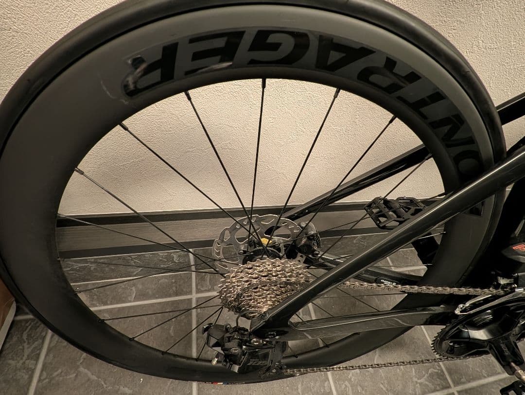 【期間限定値下げ】Madone SL 6 Di2 Gen 6 + 未使用備品一式