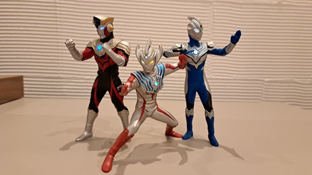 アルティメットルミナス ウルトラマンタイガ フーマ タイタス 3体セット