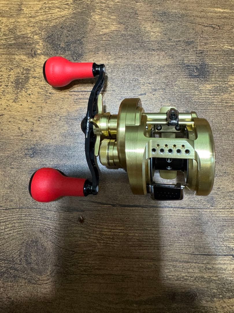 SHIMANO カルカッタコンクエスト201HG