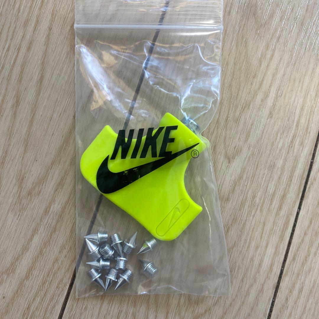 NIKE ドラゴンフライ イエロー　27cm