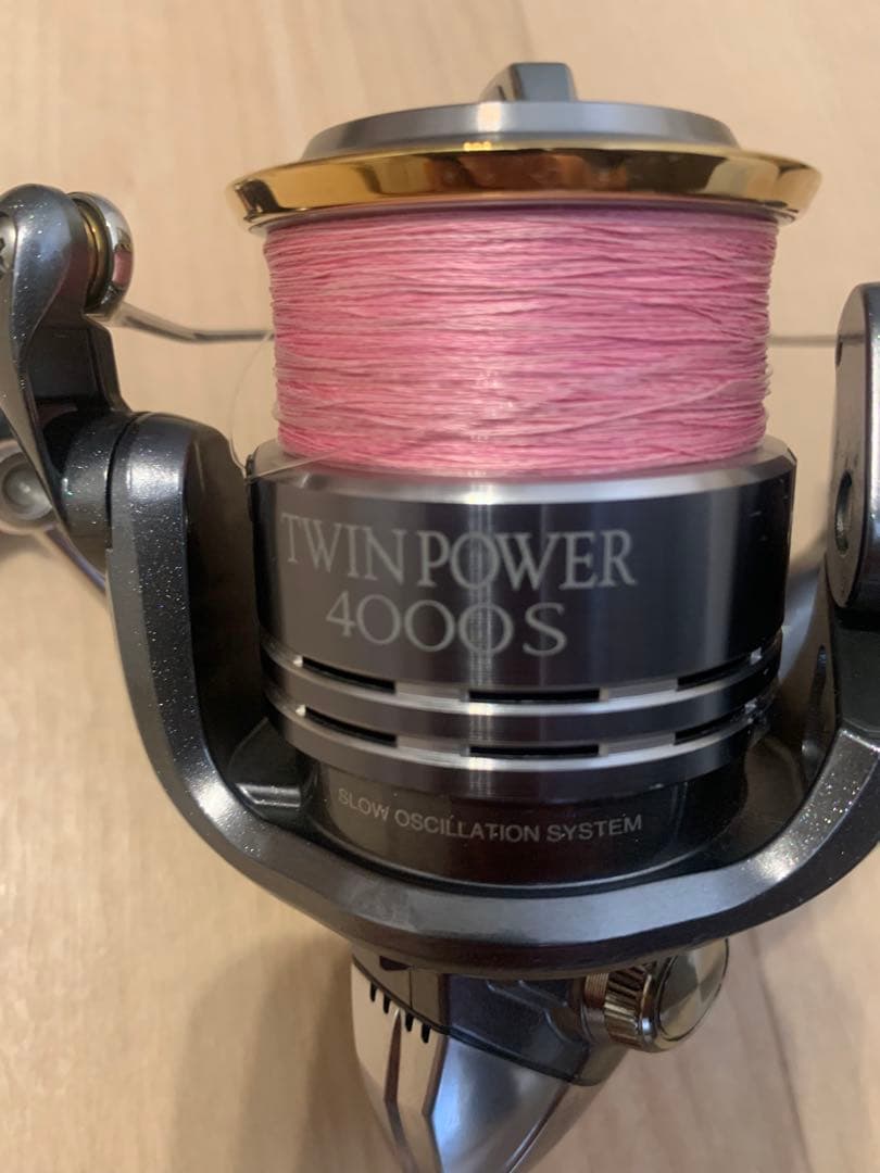 TWIN POWER 4000S スピニングリール