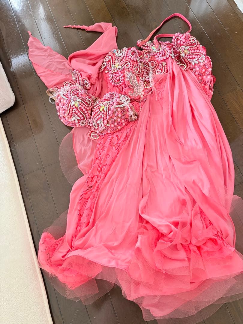Irina イリナサーモンピンク大人豪華ベリーダンス衣装　2回着用
