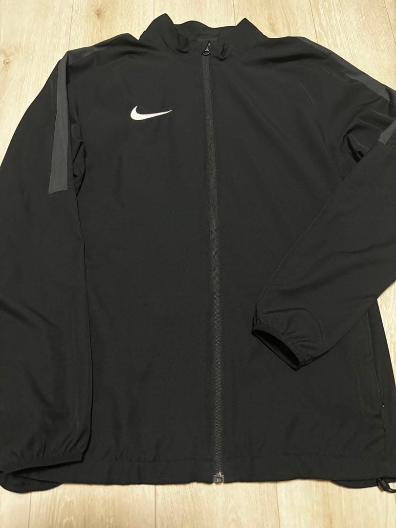 美品　Nike ブラック ジャージ ジップアップ