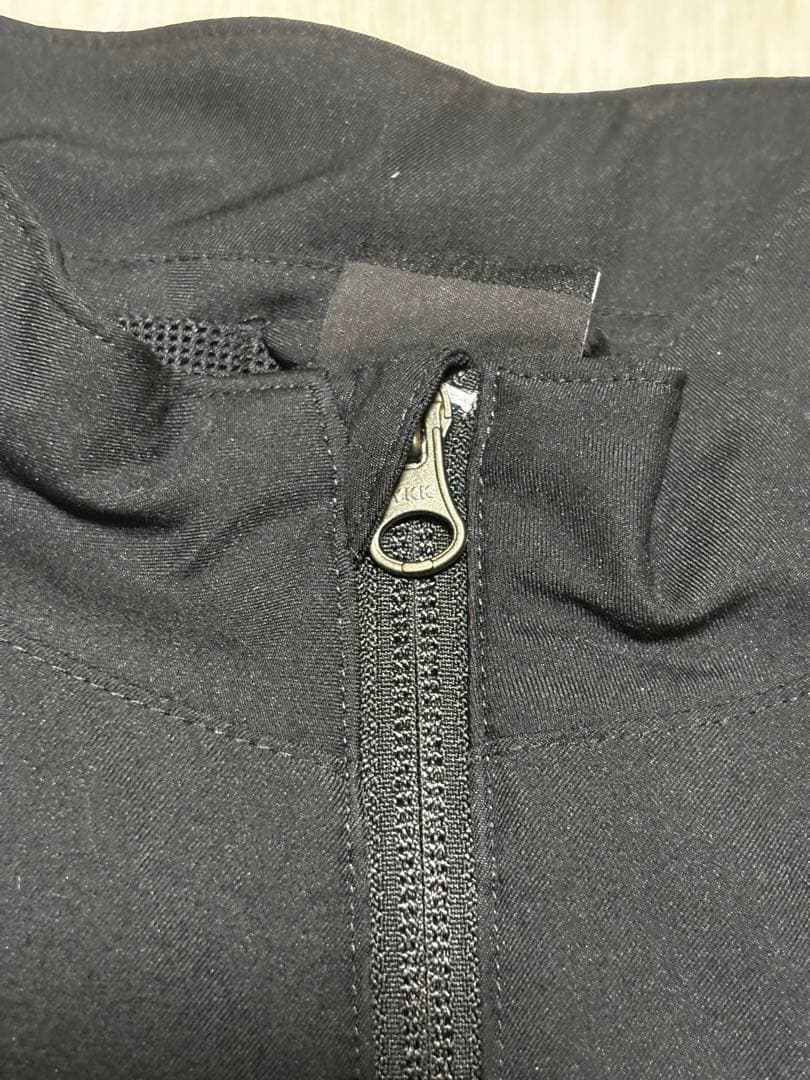 美品　Nike ブラック ジャージ ジップアップ