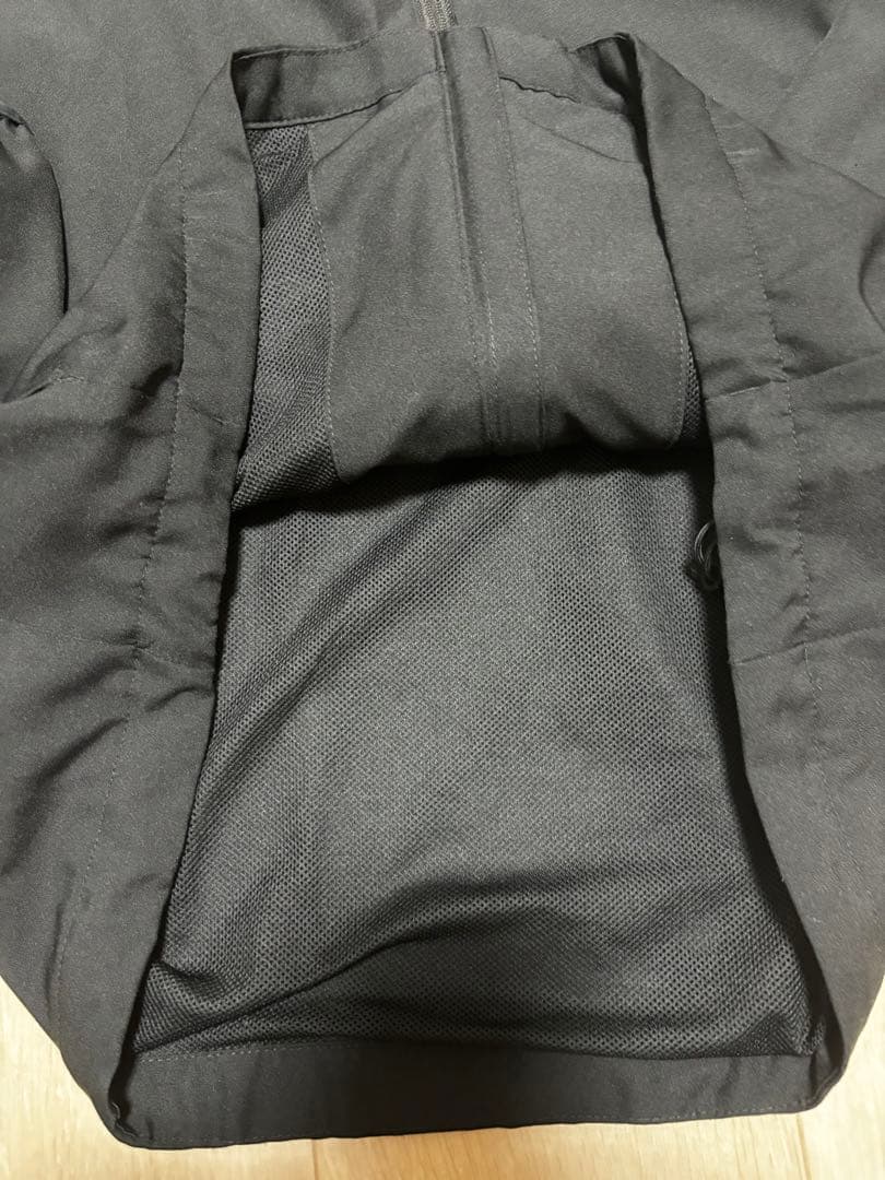 美品　Nike ブラック ジャージ ジップアップ