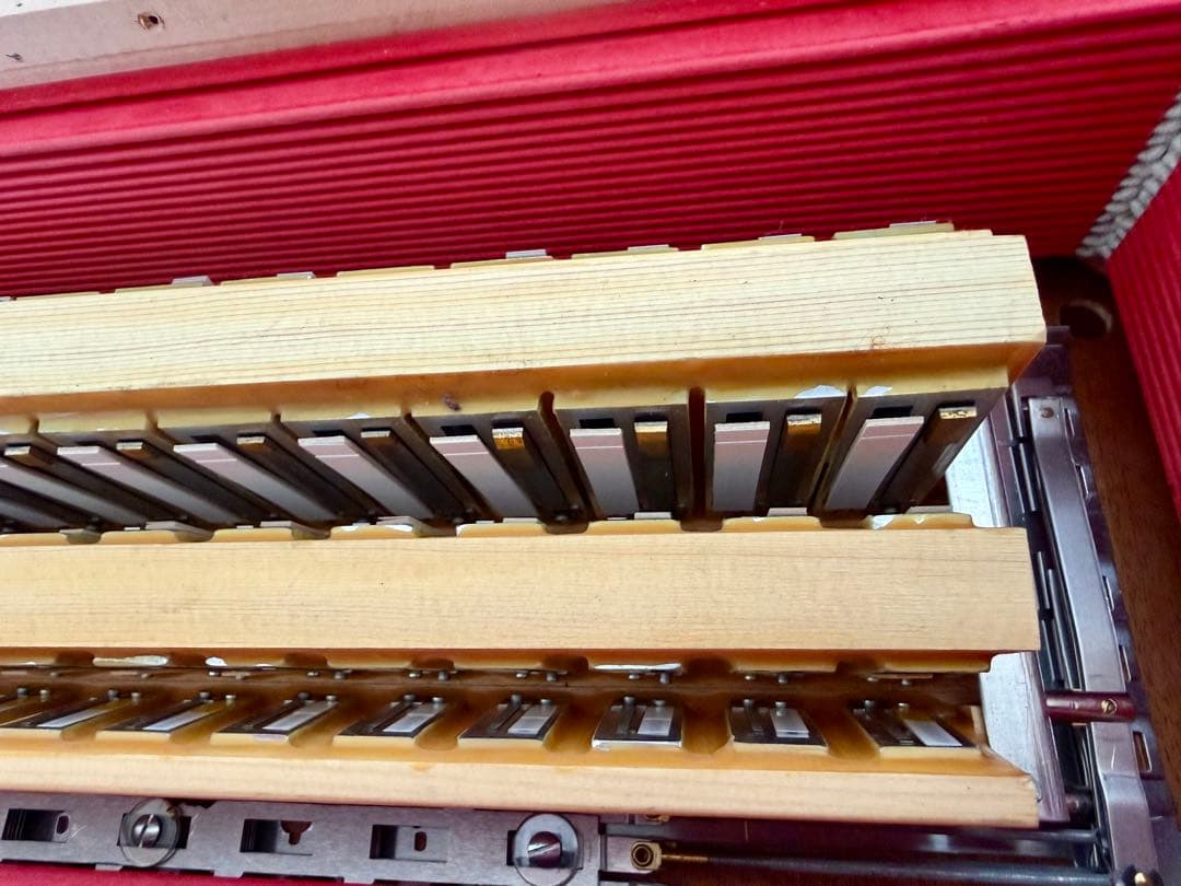 VICTORIA アコーディオン Super 37鍵96ベース HMML