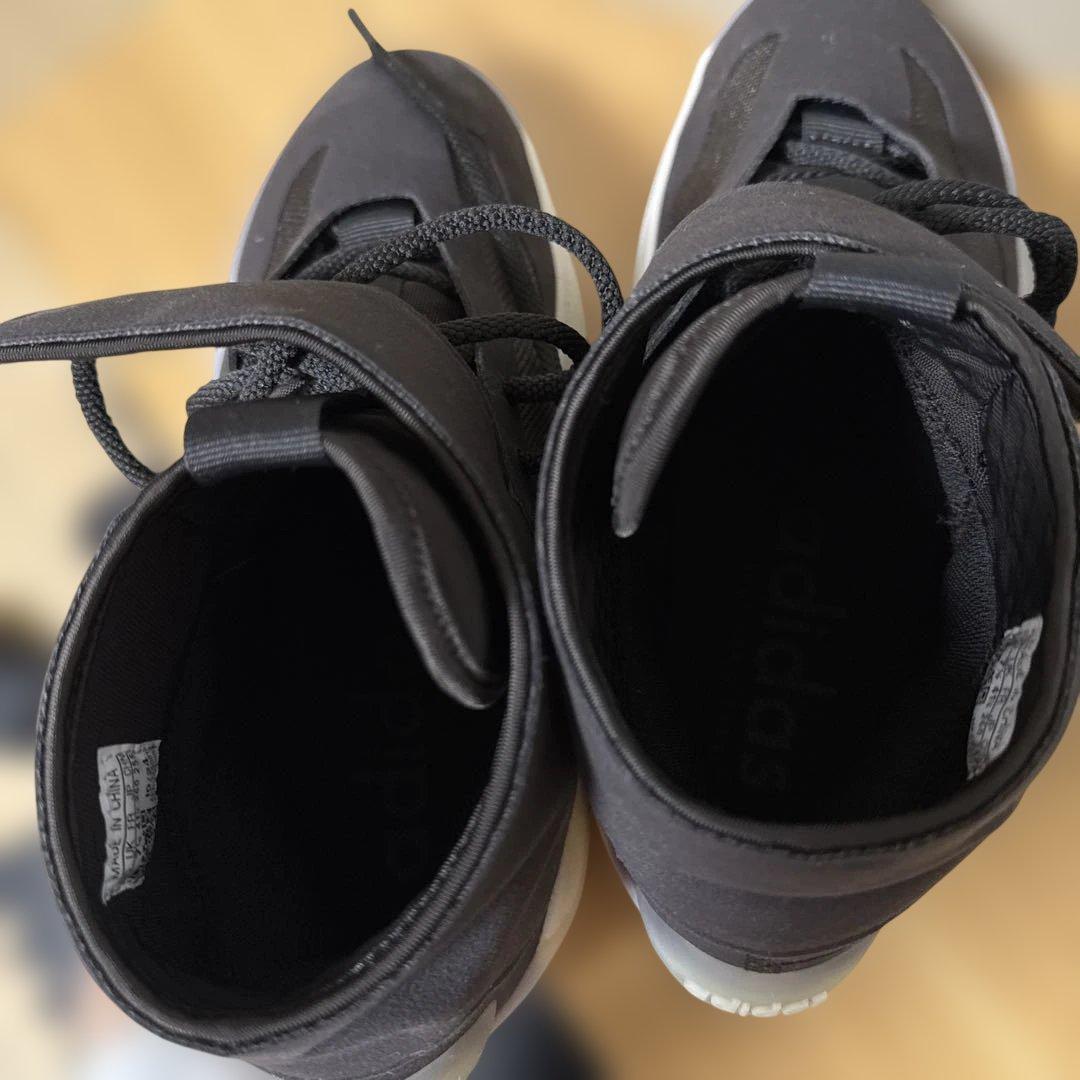 ブラック ハイカット バスケットシューズ　26cm adidas