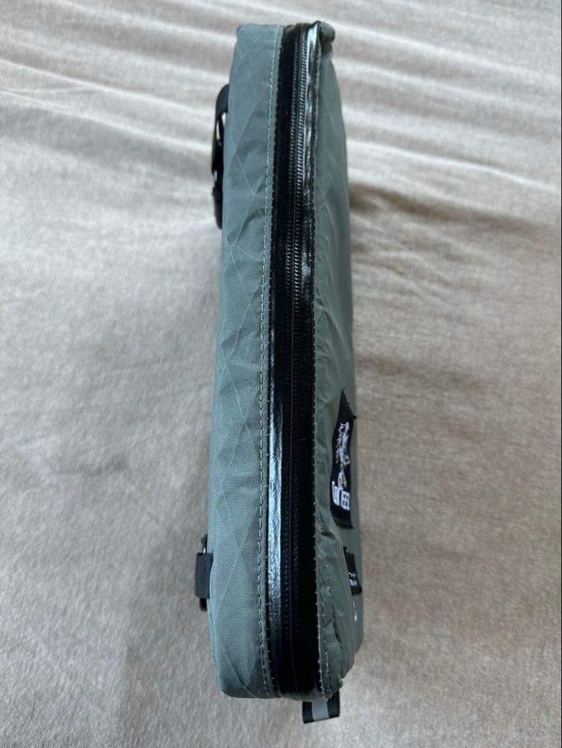新品 WINDY AND RAINY CAN FEEL シェラ バッグ ポーチ