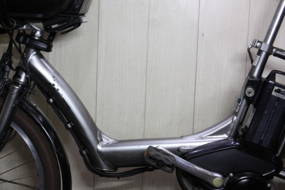 ブリヂストンアンジェリーノプティット e A20L15 20型8.7AH LED
