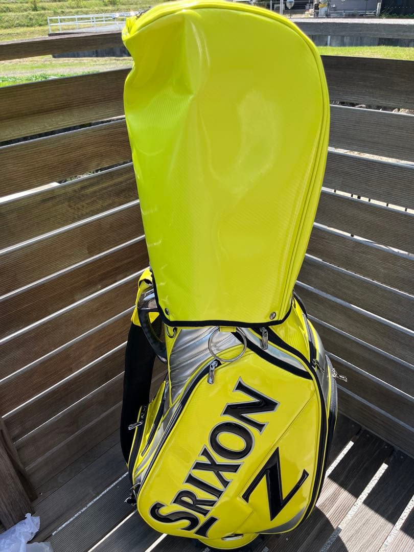 SRIXONスリクソンキャディバッグ 数量限定モデル