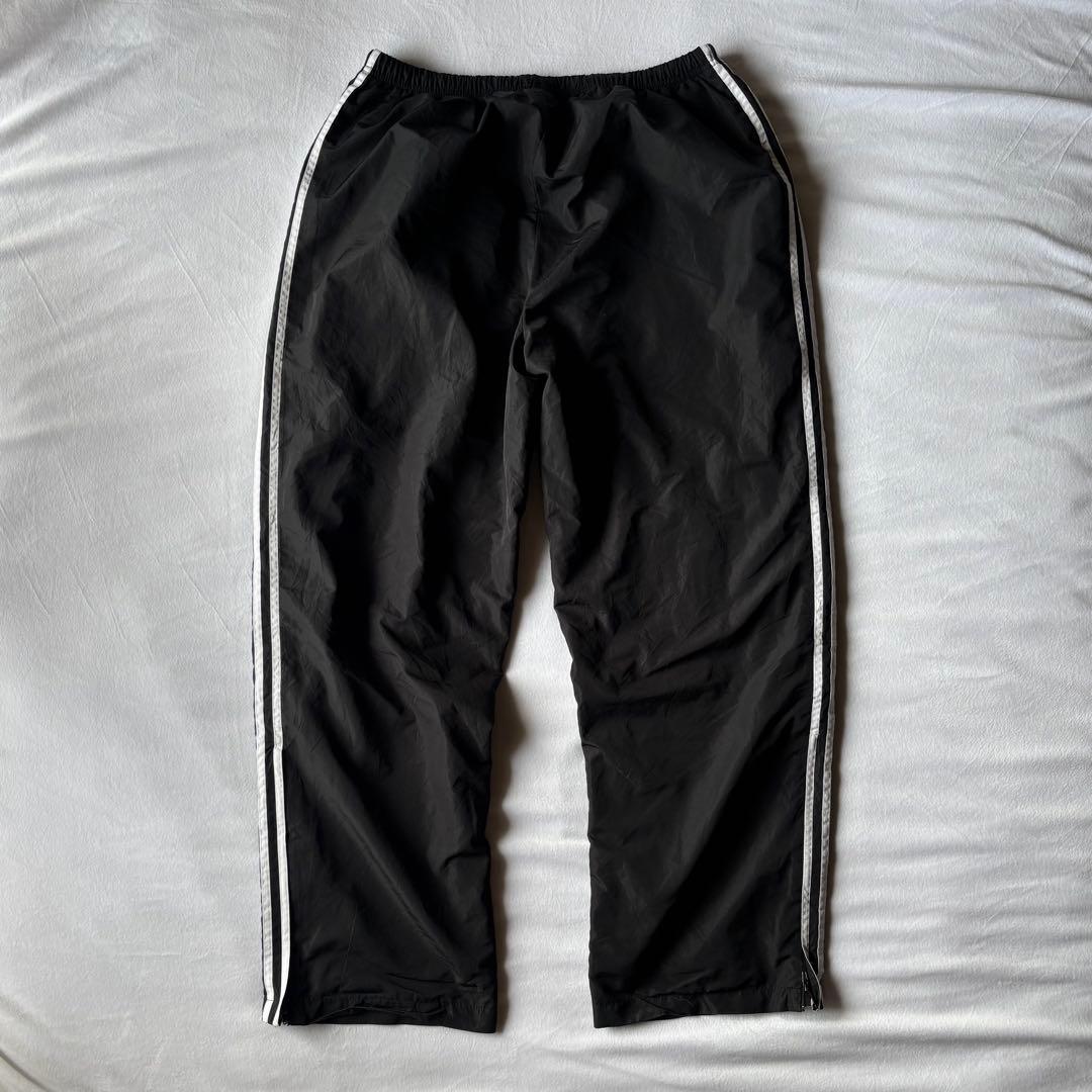 adidas 極太 black nylon track wide pants