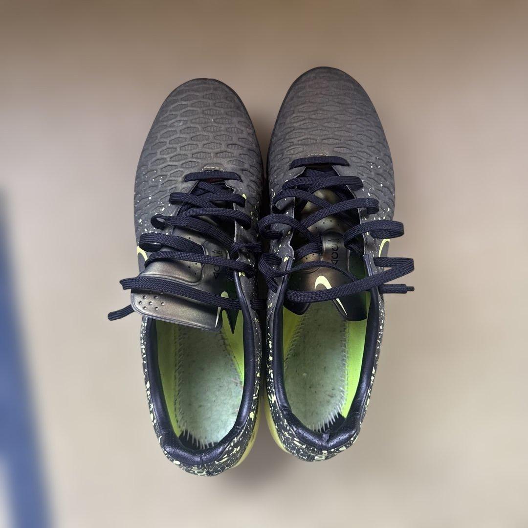 Nike サッカーシューズ グレー/イエロー