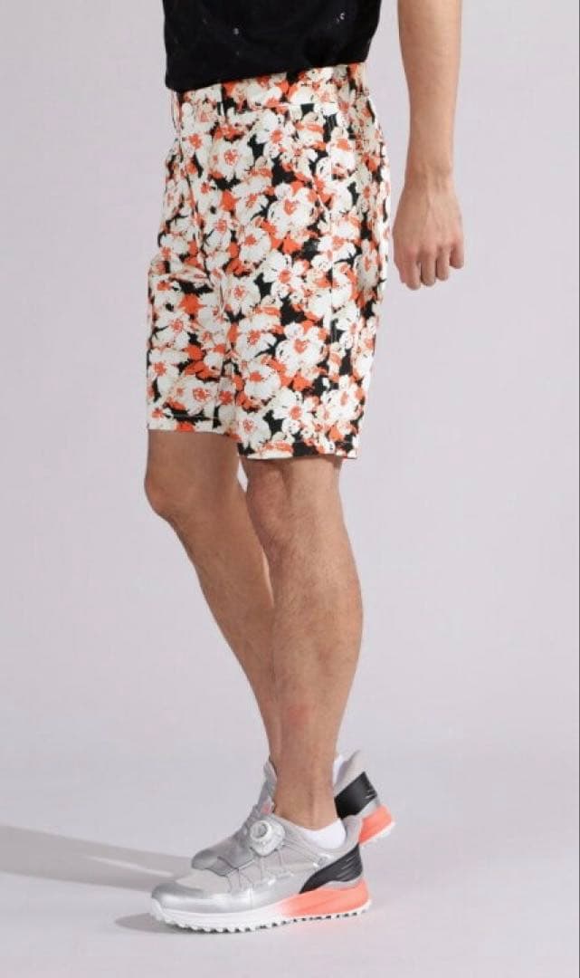 ニューバランスゴルフ ハイビスカスショートパンツ　サイズM 新品