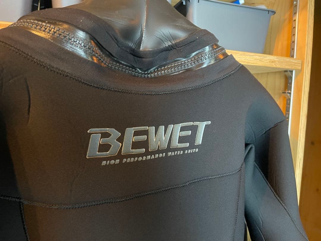 BEWET ビーウエット　ドライスーツ　オーダー品　美品