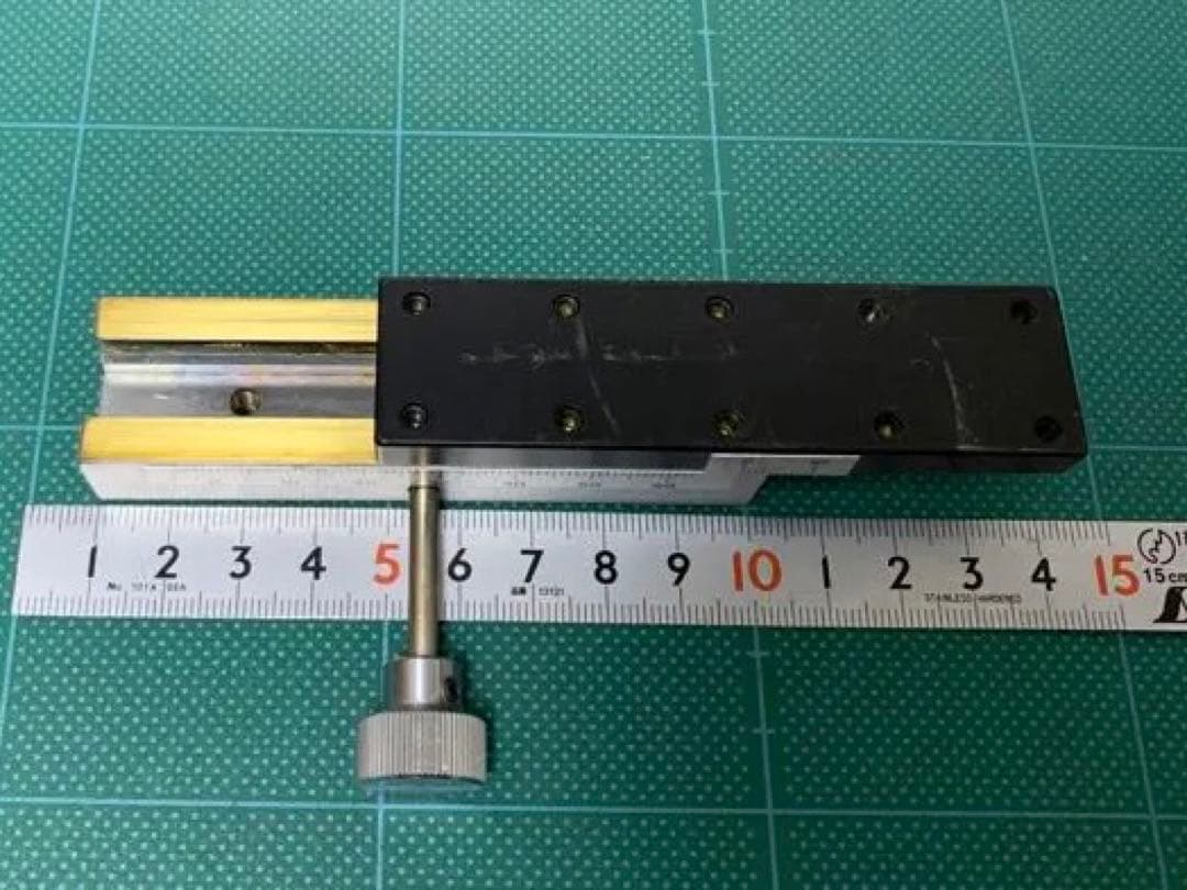 スライド操作式アリ溝ステージ １軸
