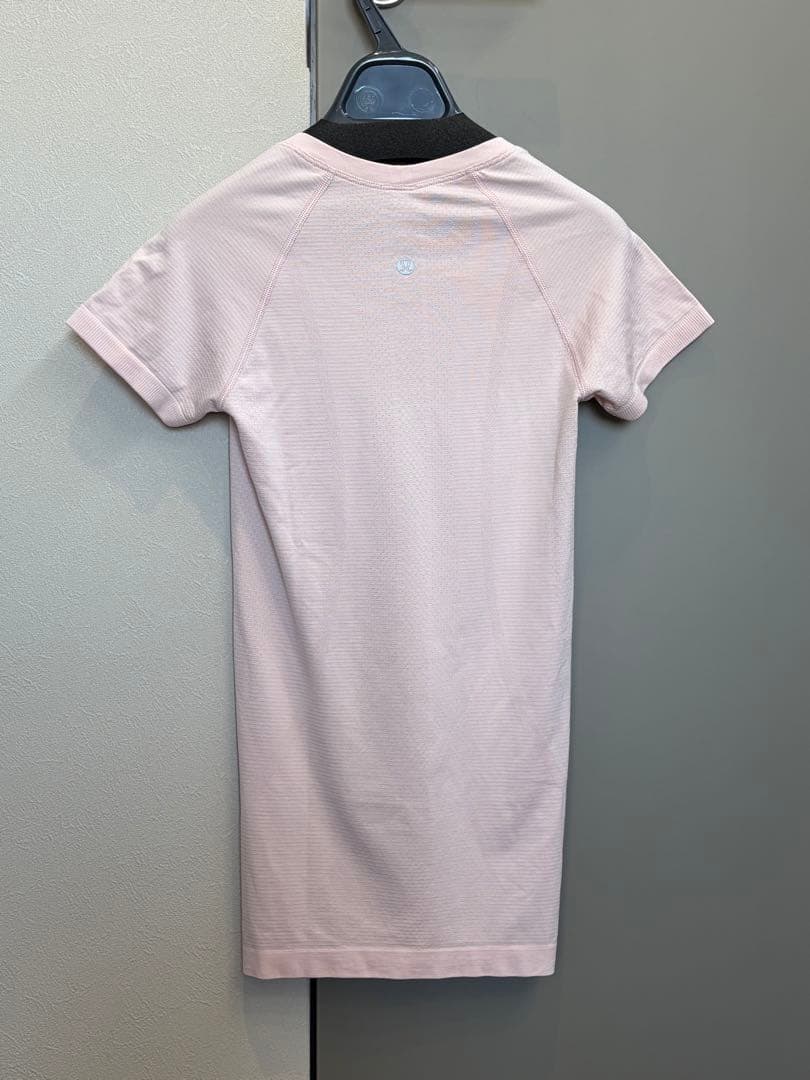 【美品】ルルレモン　Swiftly tech 半袖