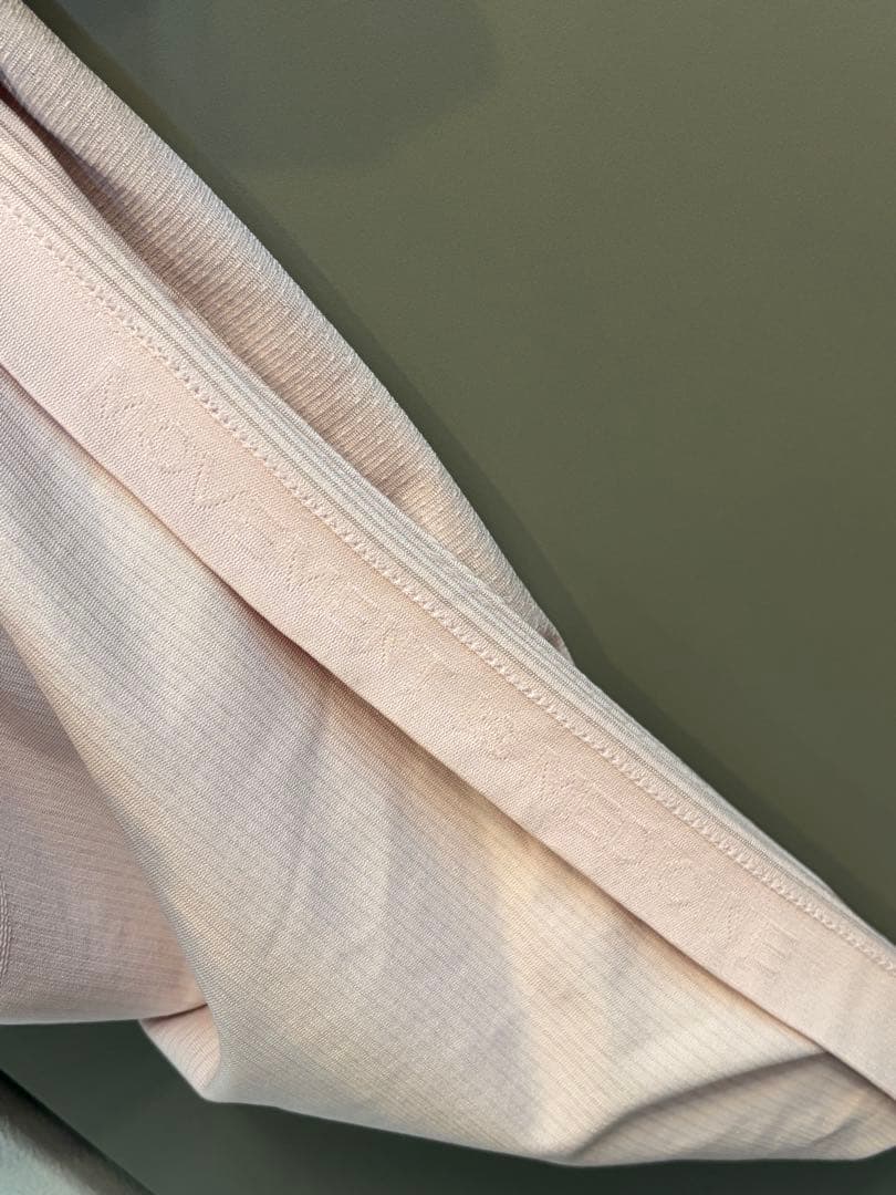 【美品】ルルレモン　Swiftly tech 半袖