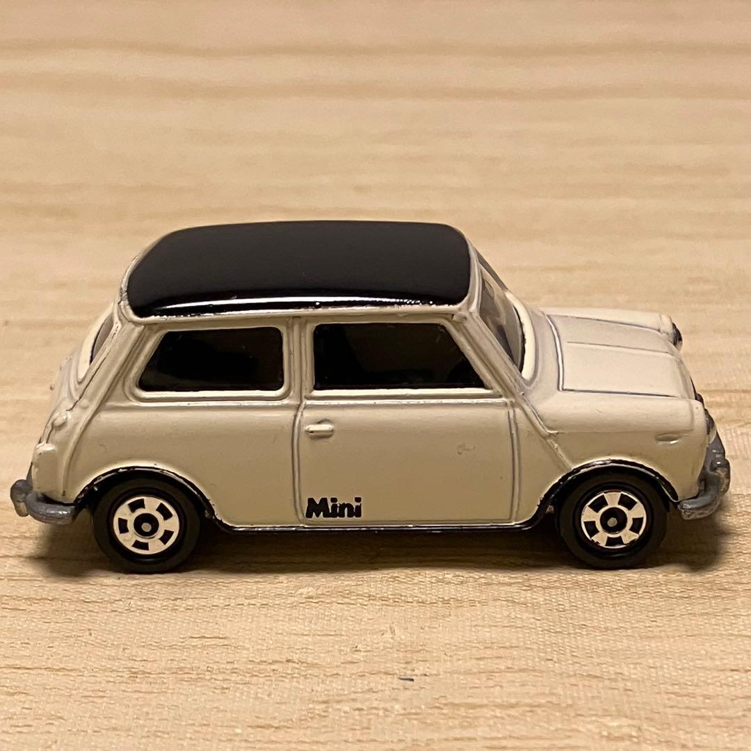 トミカ BLMC ミニクーパー S (MK-III) No.F8 1/50