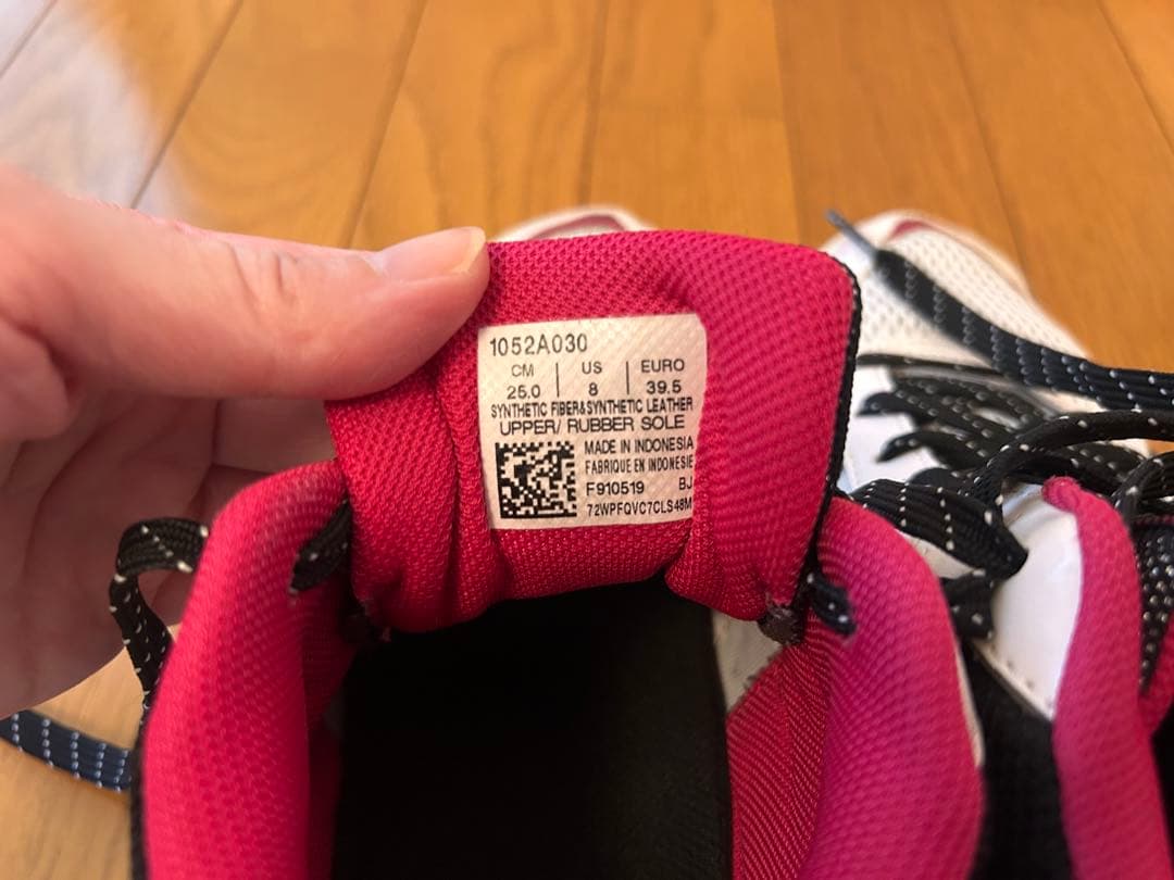 ASICS バレーボールシューズ、サポーター、シューズケースセット　女性用