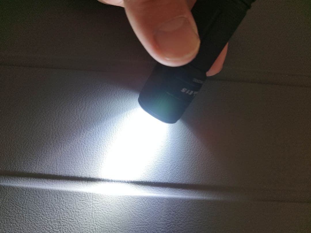 FENIX　フェニックス　LEDライト　TIRレンズモデル　EDC　16340