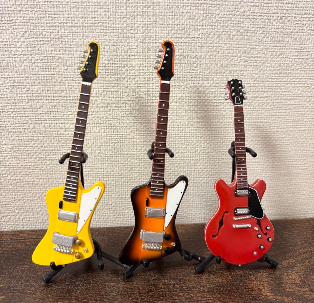 BECK ギターコレクション フィギュア スタンド ケース ルシールなど 9本