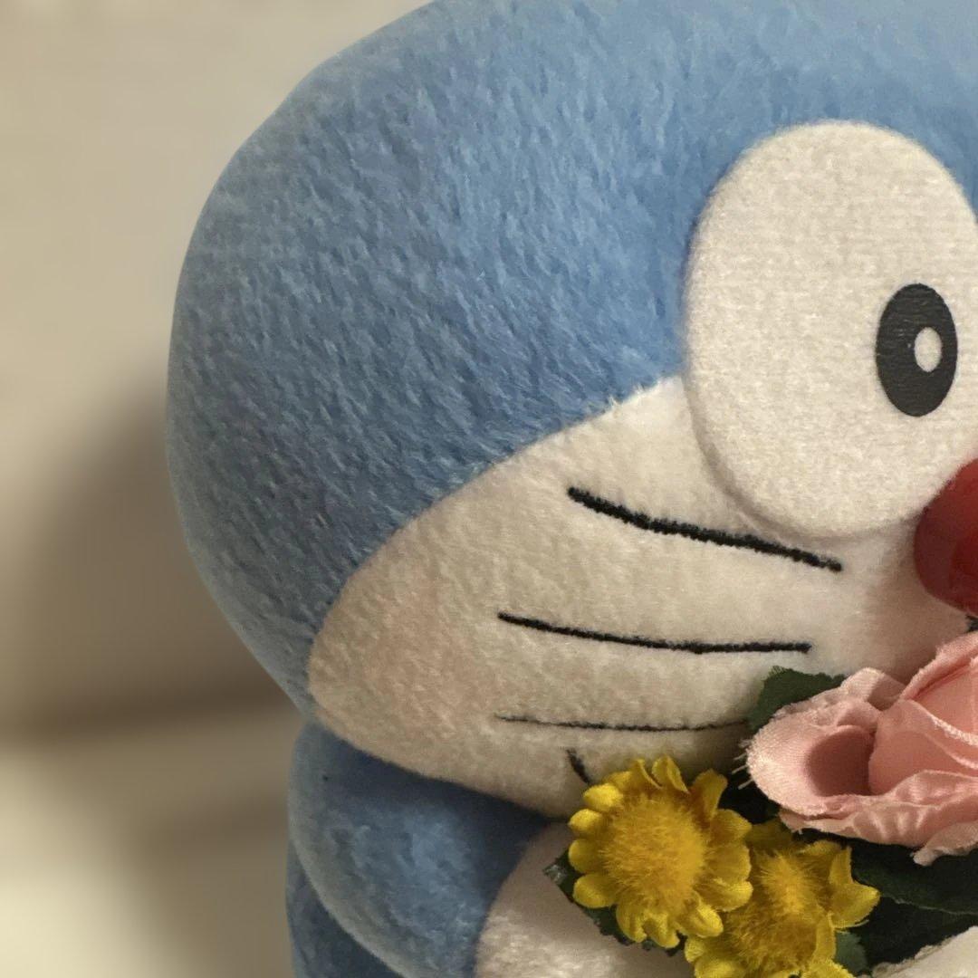 ドラえもん 花束付き ぬいぐるみ
