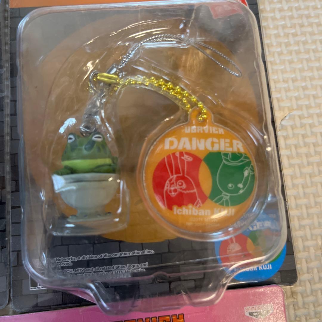 一番くじ　ウサビッチ　くじの時間2　E賞　クリーナー付きフィギュアストラップ