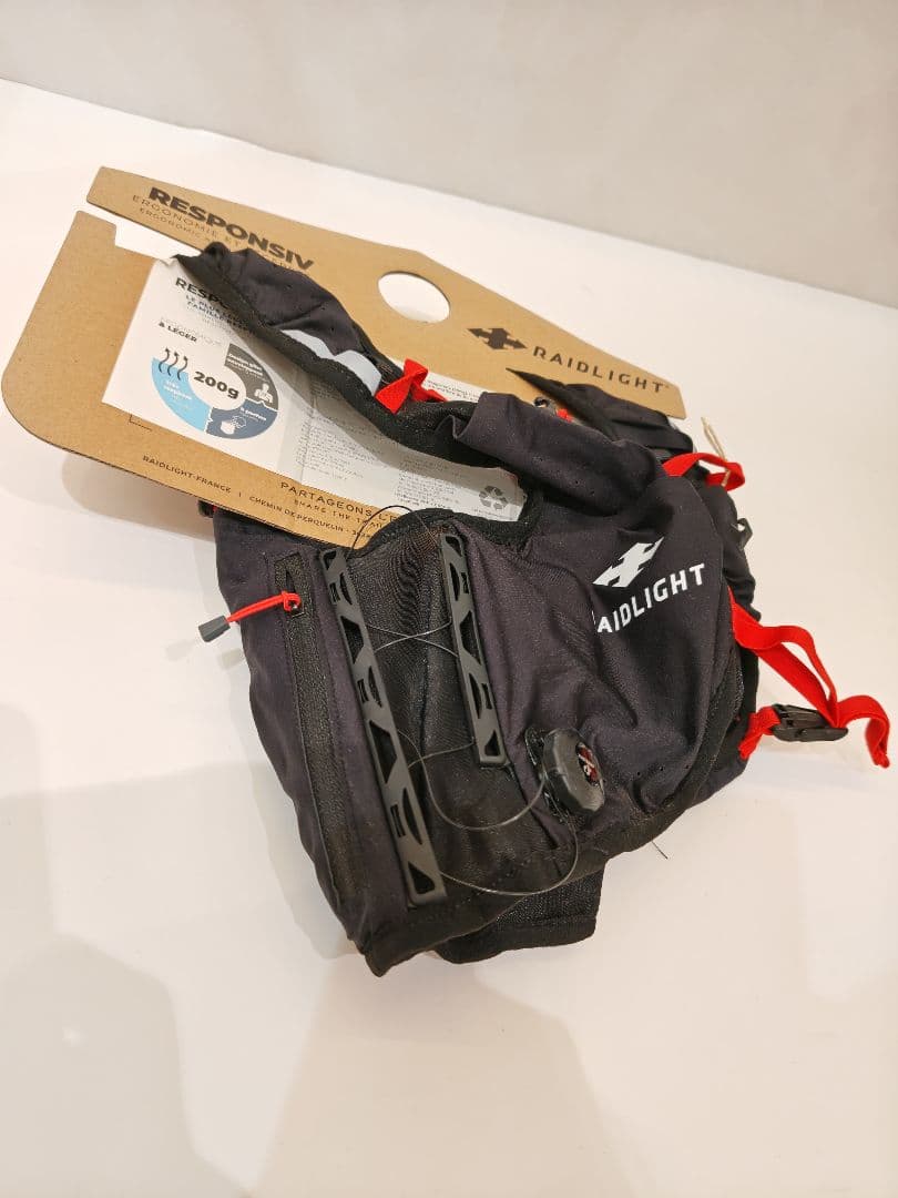 （新品未使用）RAIDLIGHT RESPONSIV 6 トレイルバックパック
