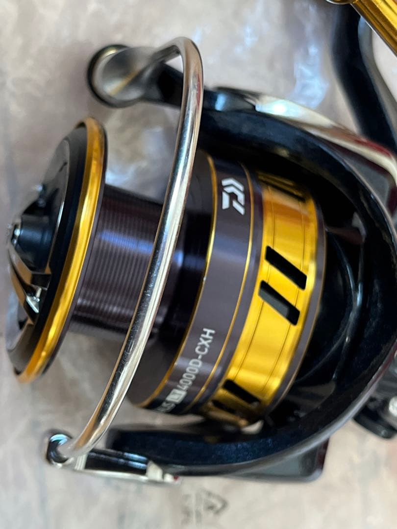 N*ン様 DAIWA LEGALIS LT 4000D-CXH ダイワ レガリス