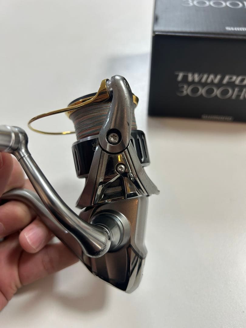 リール SHIMANO TWIN POWER 3000HGM