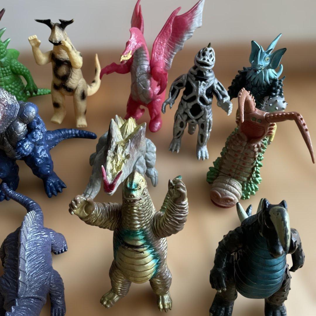ウルトラマンシリーズ 怪獣フィギュア 15体セット