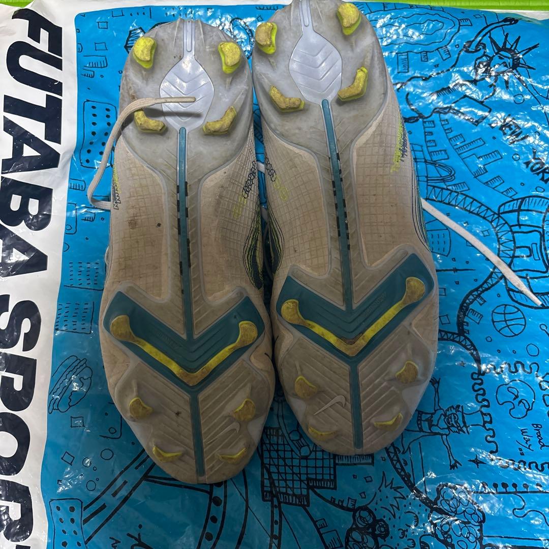 Nike Mercurial サッカーシューズ ホワイト