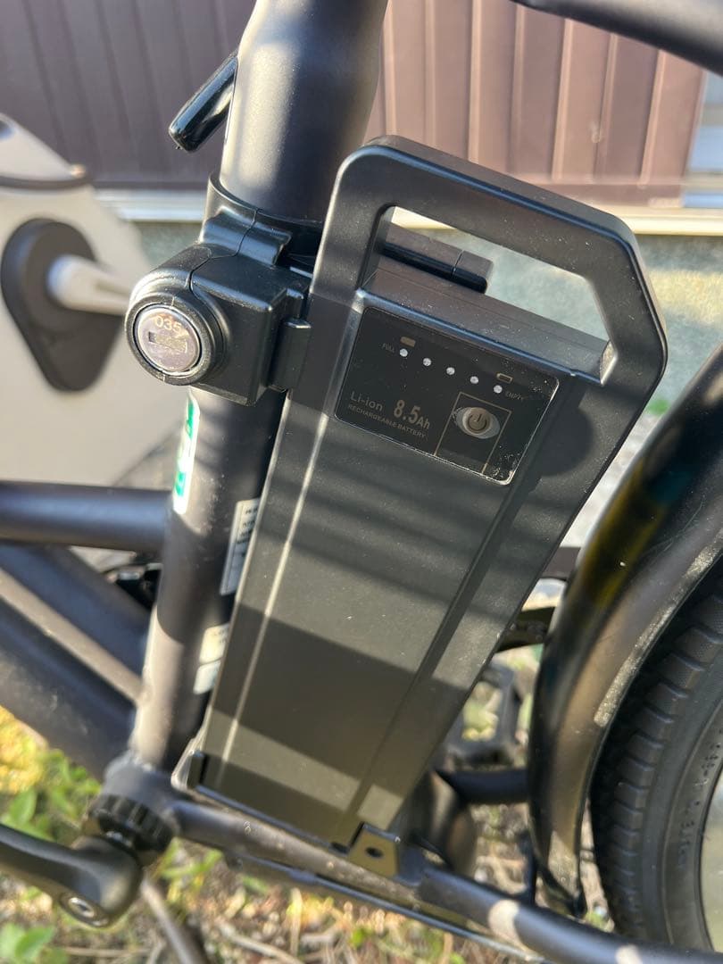 電動アシスト自転車 黒