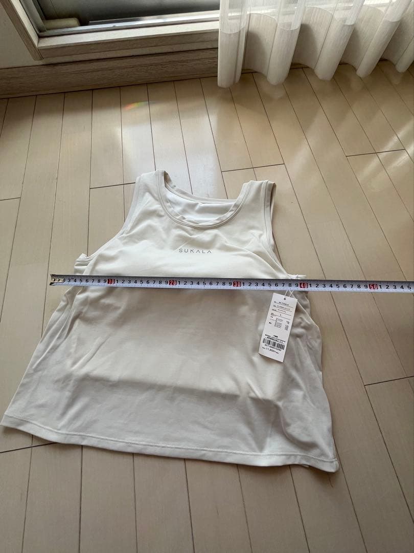 SUKALA カップ付きタンクトップ　Lサンドベージュ　新品