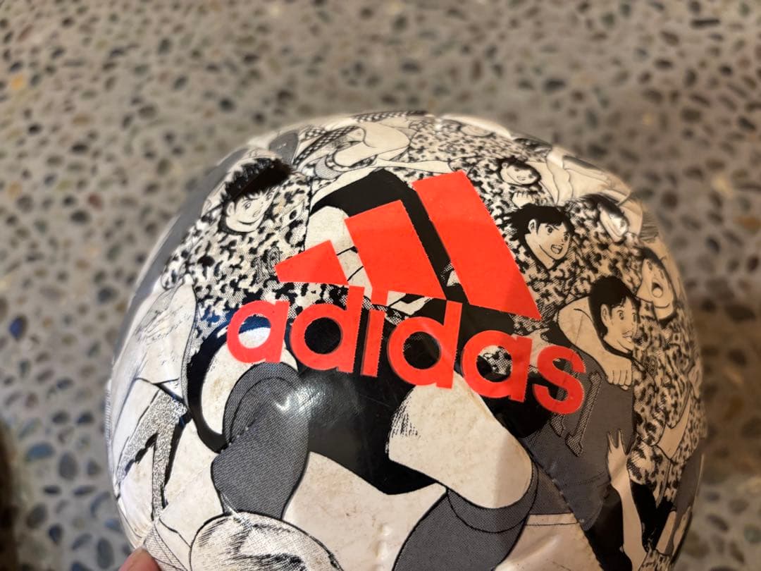 美品キッズ　レア　adidas キャプテン翼　シューズ 20cm、サッカーボール