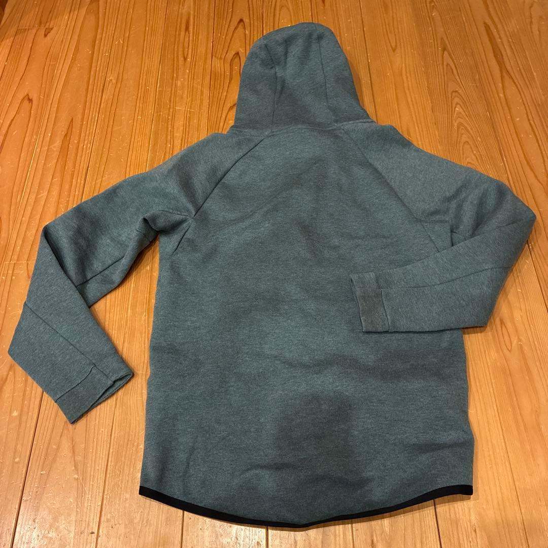 Nike フード付きジャケット M カーキ
