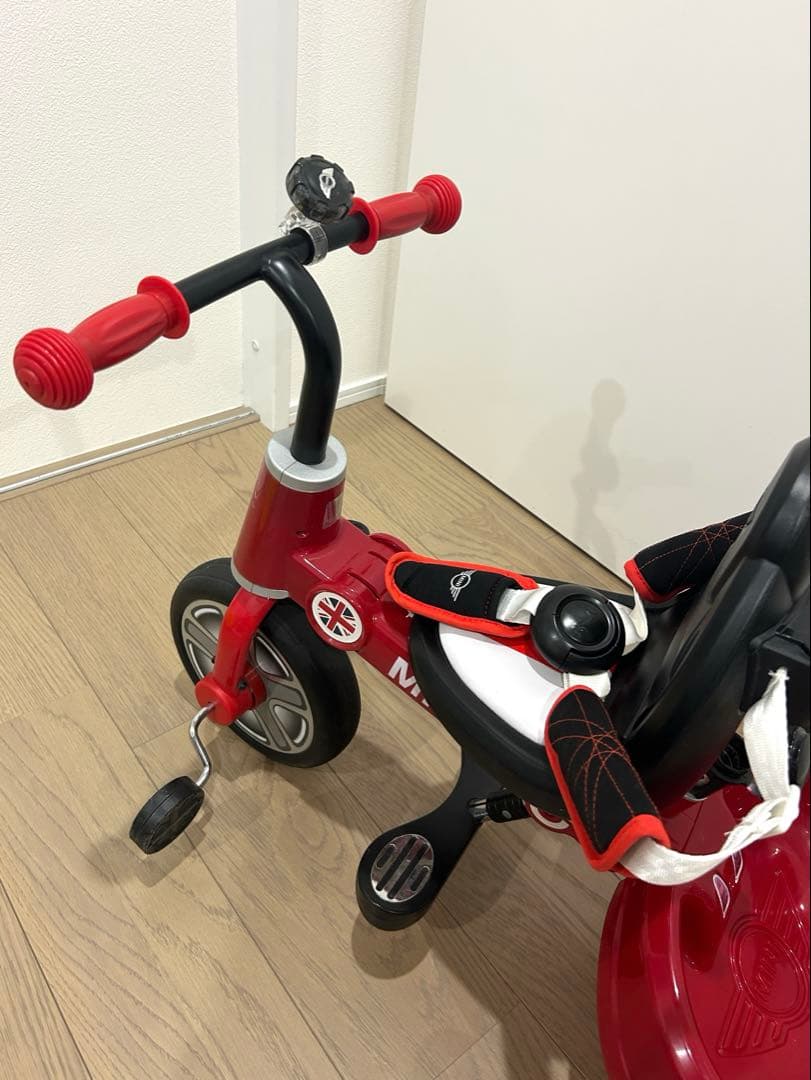 MINI正規ライセンス品 ミニクーパー三輪車　折りたたみ　フットステップ付