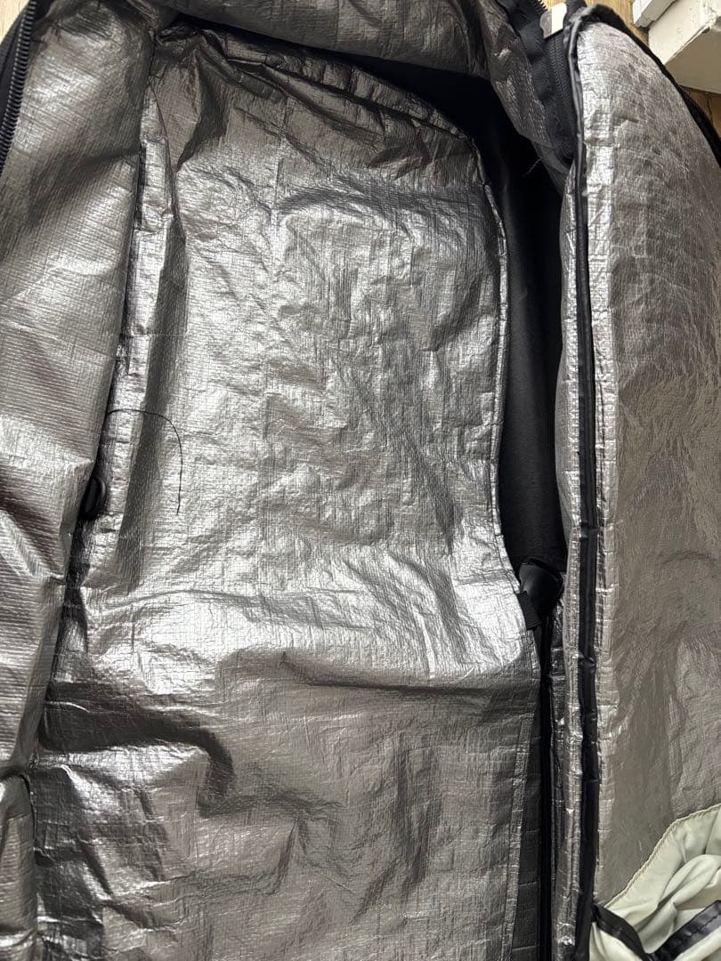 BURTON スノーボードバッグ 黒　166cm