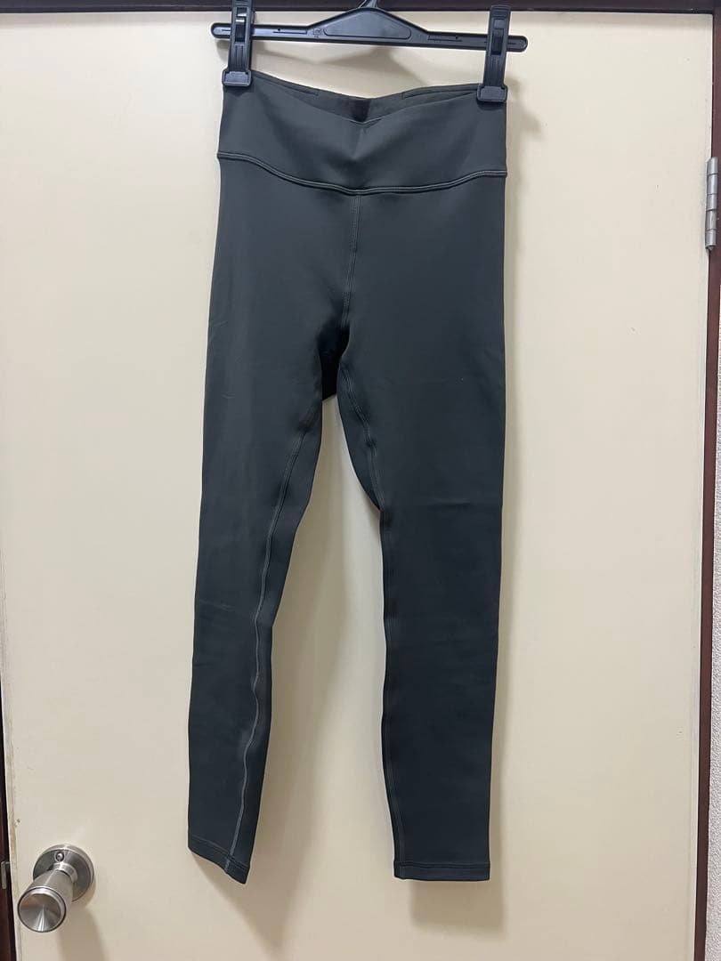 【2週間限定価格 lululemon レギンス３本セット】