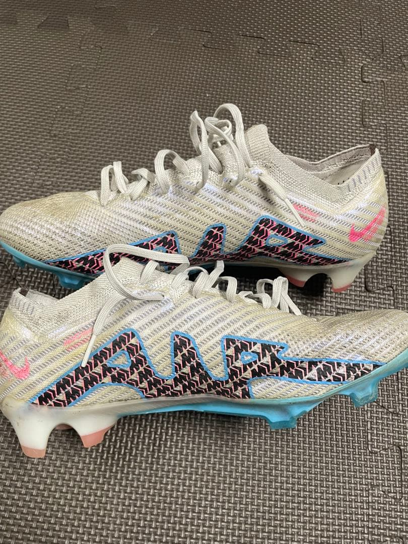 Nike Zoom サッカーシューズ ホワイト/ピンク/ブルー