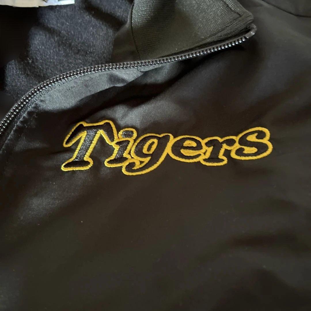 【美品】阪神タイガースHanshinTigers Mizunoブラックジャケット