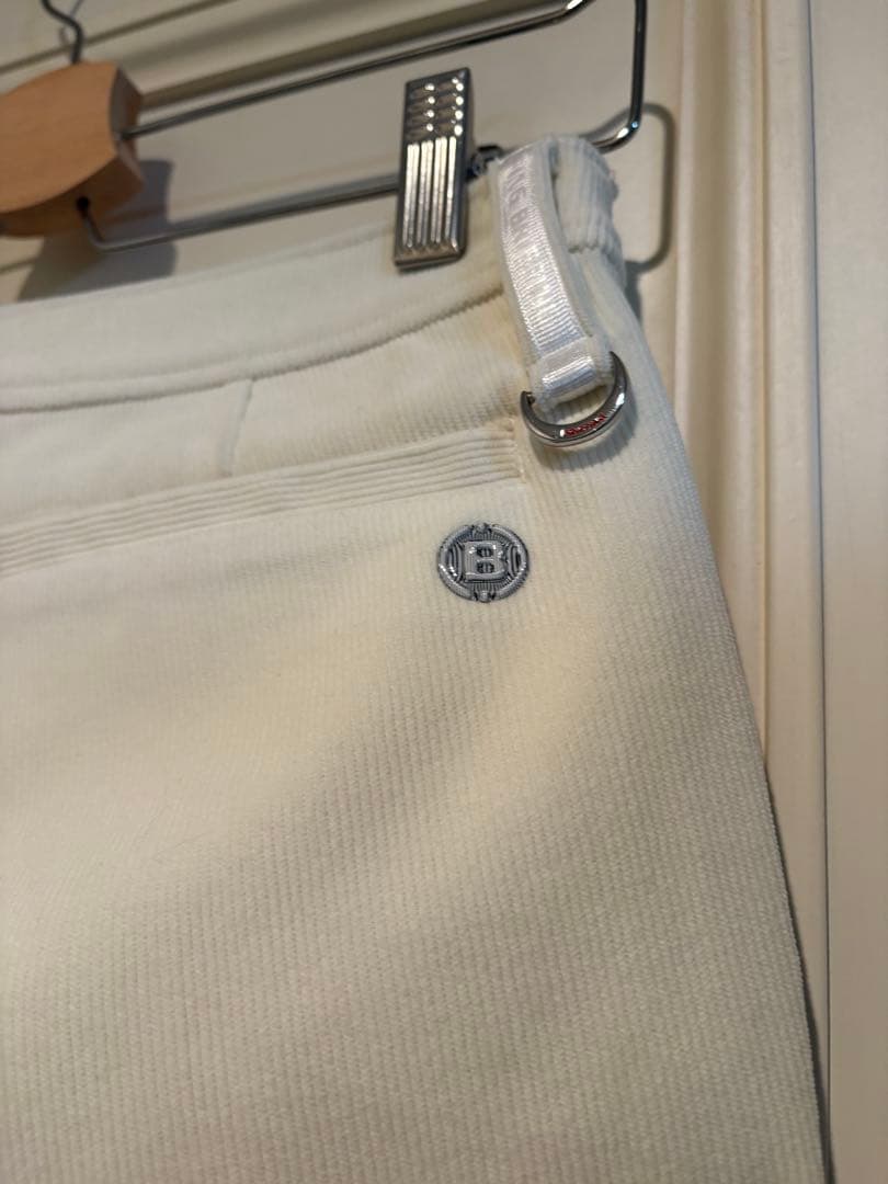 新品・未使用　ブリーフィング ホワイト スリムフィットパンツ SXサイズ