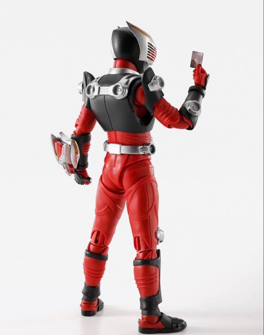 S.H.Figuarts 真骨彫製法 仮面ライダー龍騎 オリジナルスリーブ付き