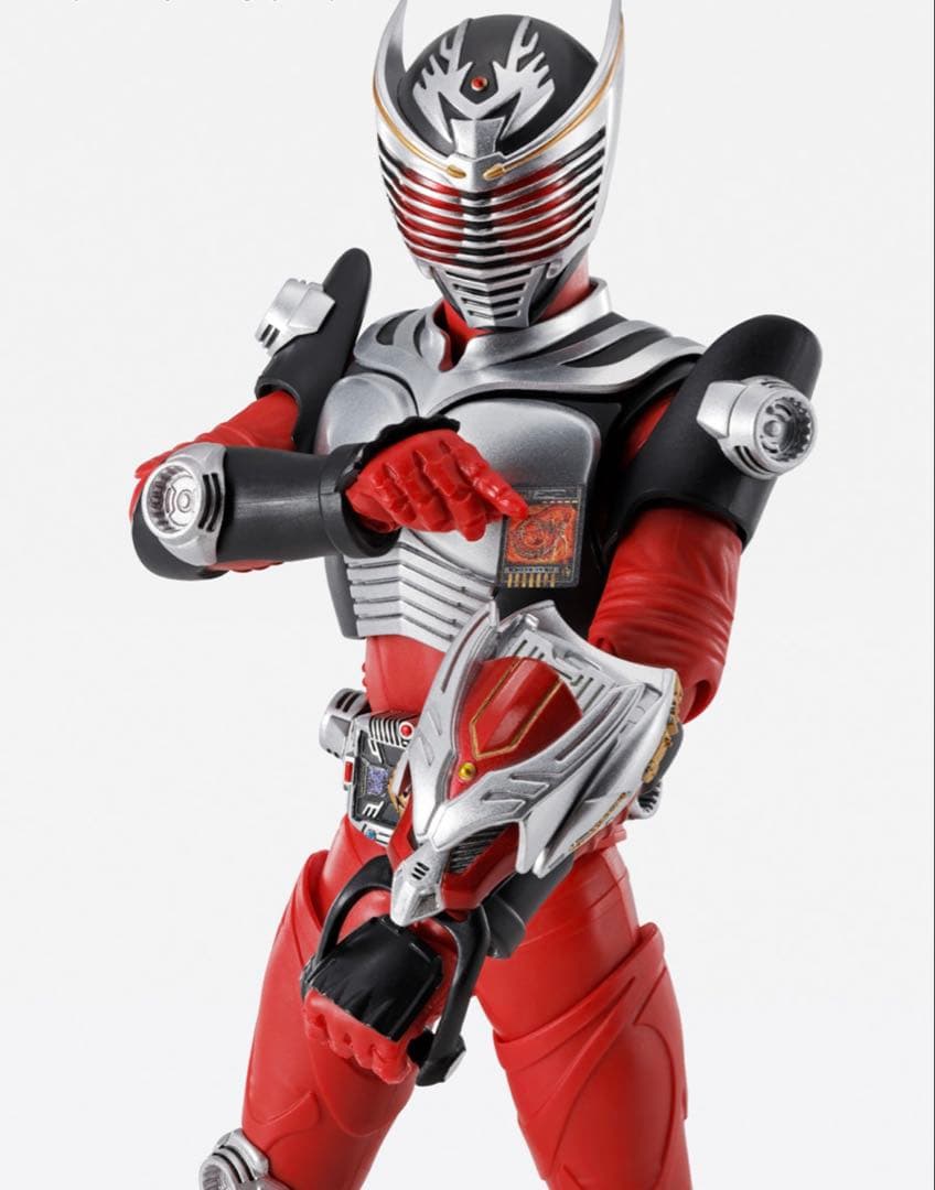 S.H.Figuarts 真骨彫製法 仮面ライダー龍騎 オリジナルスリーブ付き
