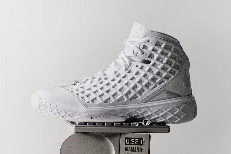 【新品】Nike Kobe 3 Protro \"Halo'' ナイキ　コービー