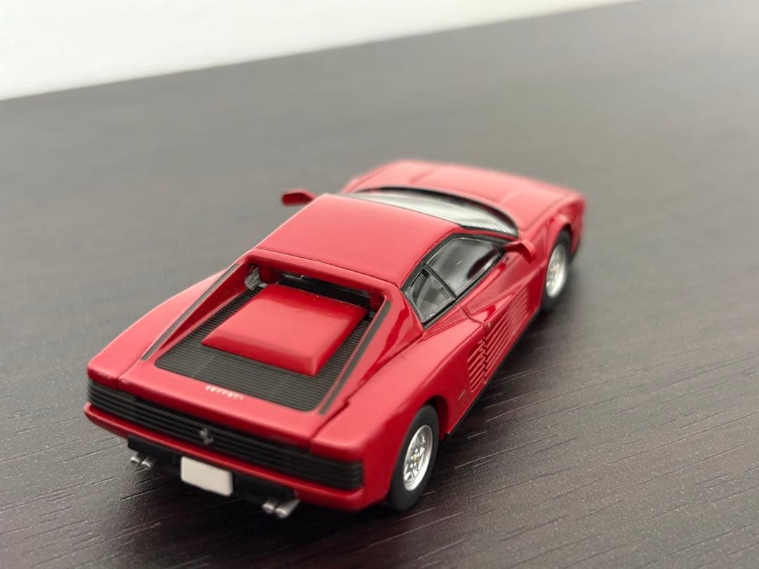 トミカリミテッドヴィンテージ フェラーリテスタロッサ（後期型）