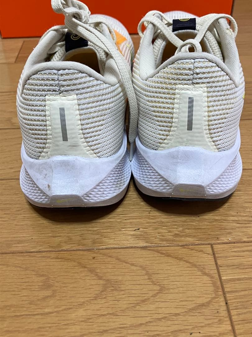 Nike ペガサス40 28