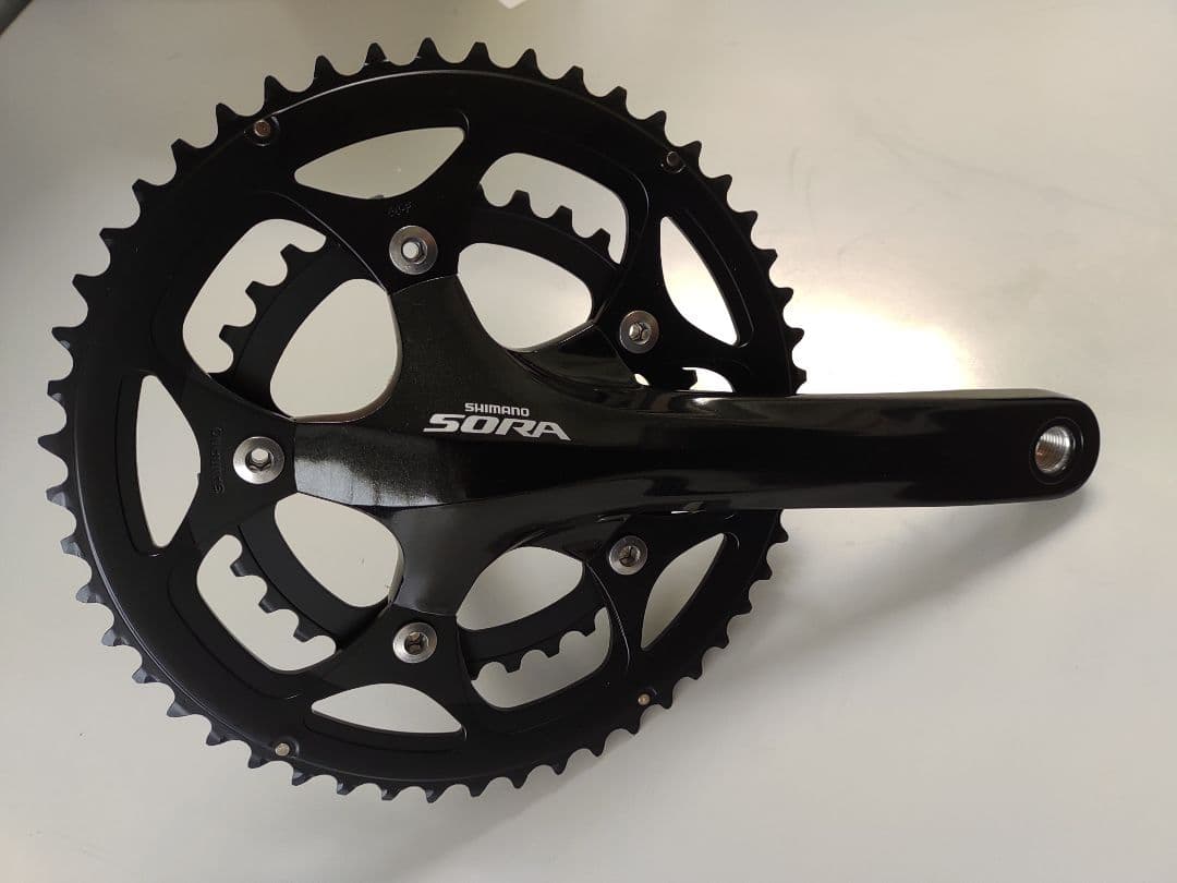 Shimano Sora クランク、ボトムブラケットセット