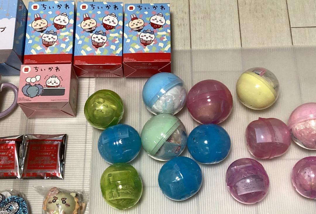 ちいかわ　グッズ まとめ売り　フィギュア　キーホルダー　マグカップ　ポーチ　他